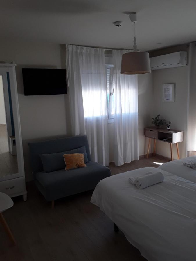 Punta Carnero Hostal Algeciras Eksteriør bilde