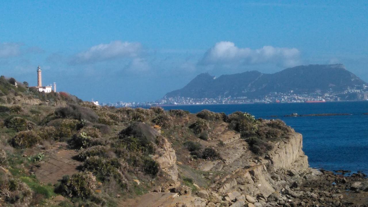 Punta Carnero Hostal Algeciras Eksteriør bilde