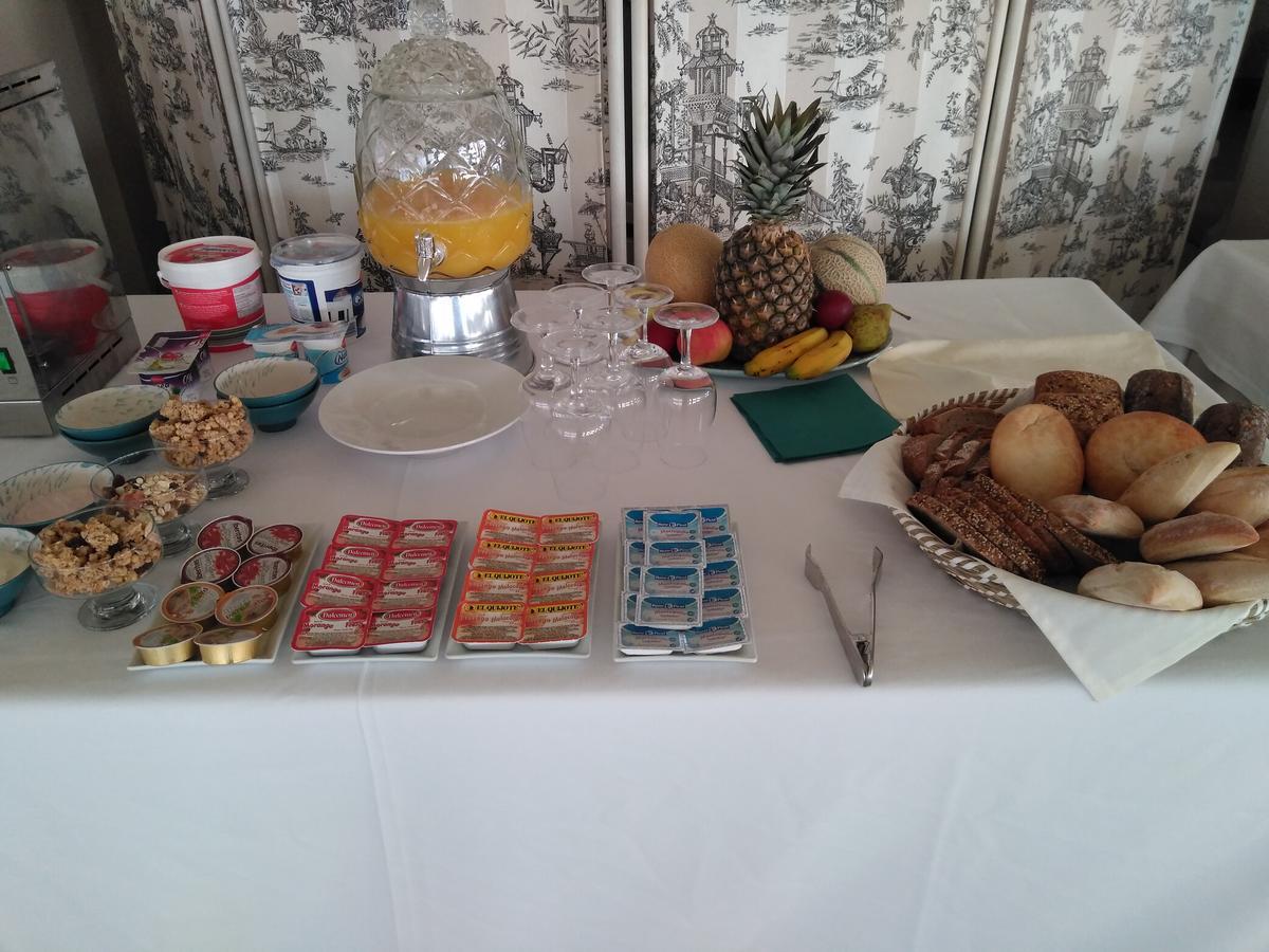 Punta Carnero Hostal Algeciras Eksteriør bilde