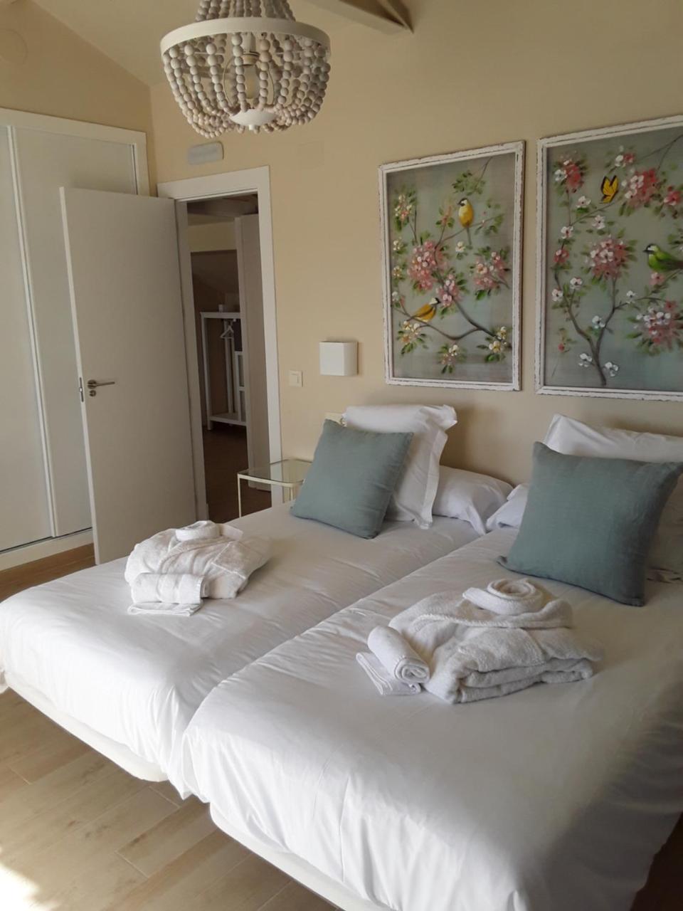 Punta Carnero Hostal Algeciras Eksteriør bilde