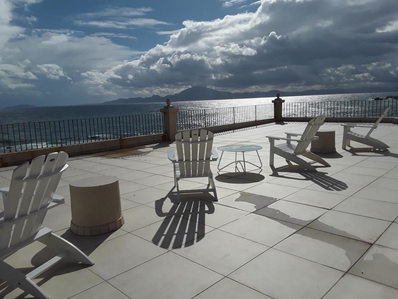 Punta Carnero Hostal Algeciras Eksteriør bilde